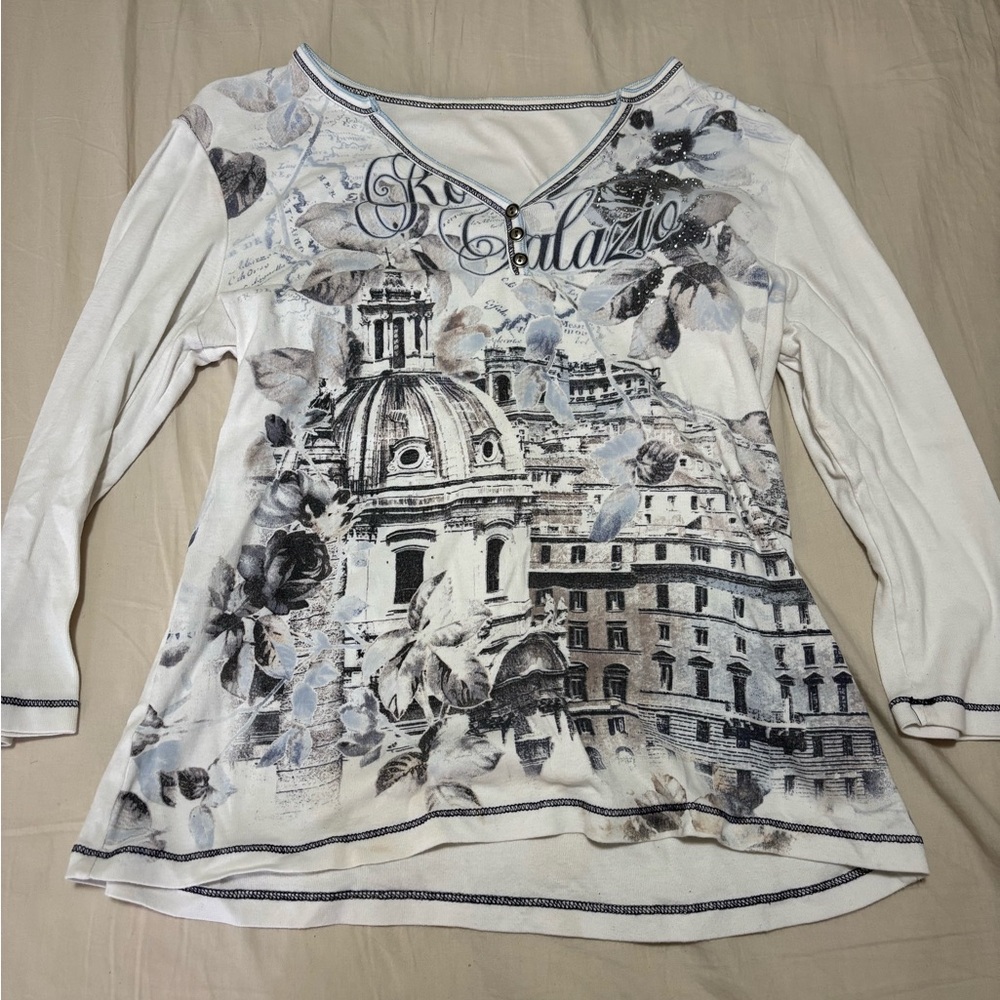 Women's White Graphic Top